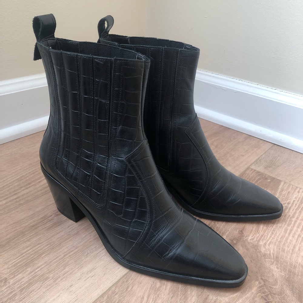 Faux Crocskin Ankle Boots Size 8.5